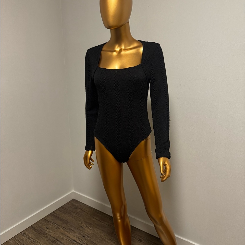 SHEIN Black Square Neck Bodysuit